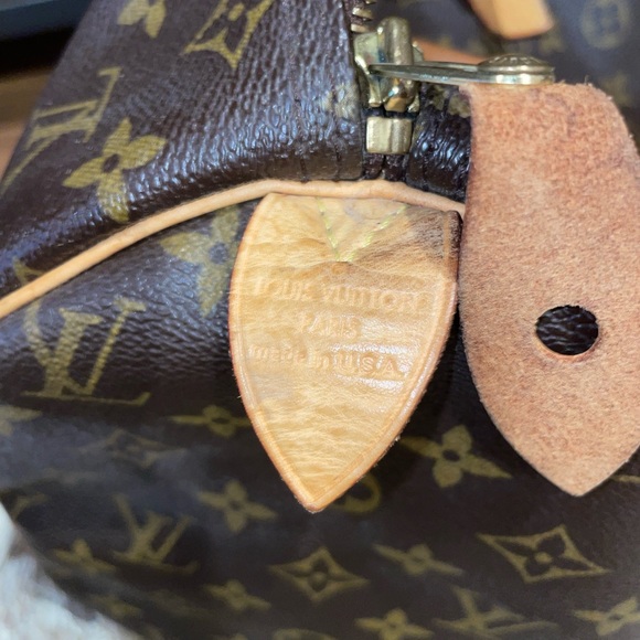 Authentic Louis Vuitton Monogram Speedy 30 - Picture 8 of 13